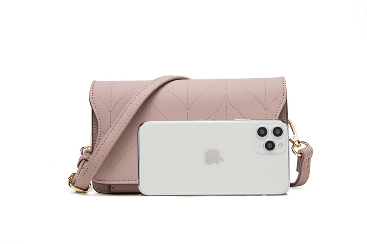 کیف رودوشی زنانه برند پرتیز انازه کیف مدل PRETTYZYS X081