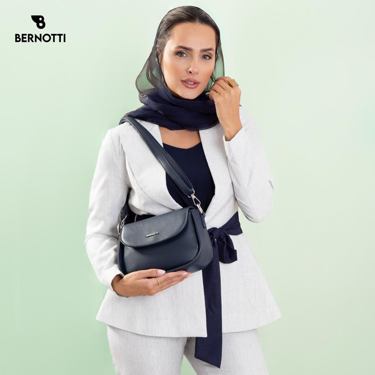 عکس کیف رودوشی برند برنوتی سرمه ای مدل BERNOTTI TB-7108